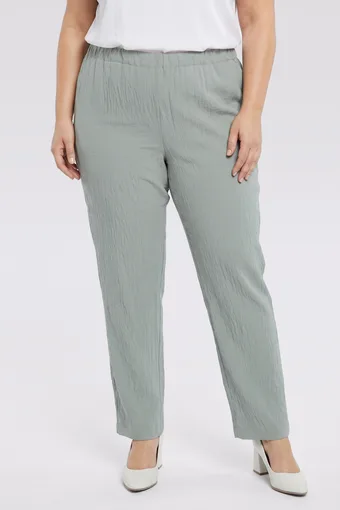 copie a copie a copie a copie a copie a Pantaloni albi până la jumătatea gambei