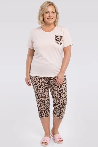 pijama roz cu nasturi și pantaloni gri cu imprimeu floral