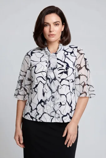 Bluză albă cu modele negre și legături